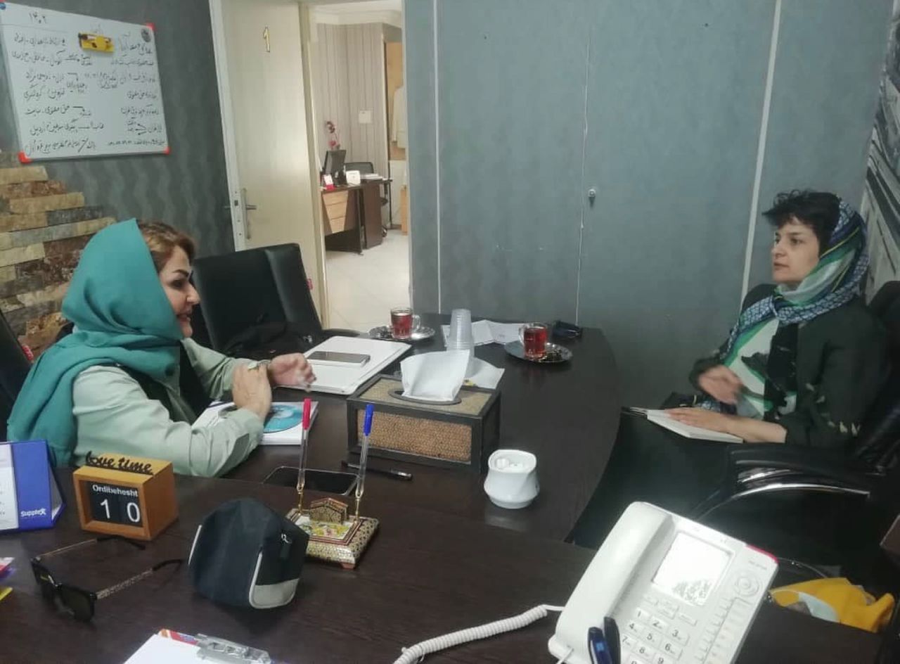  نشستی با خانم آقایی نماینده شرکت آکام بسط